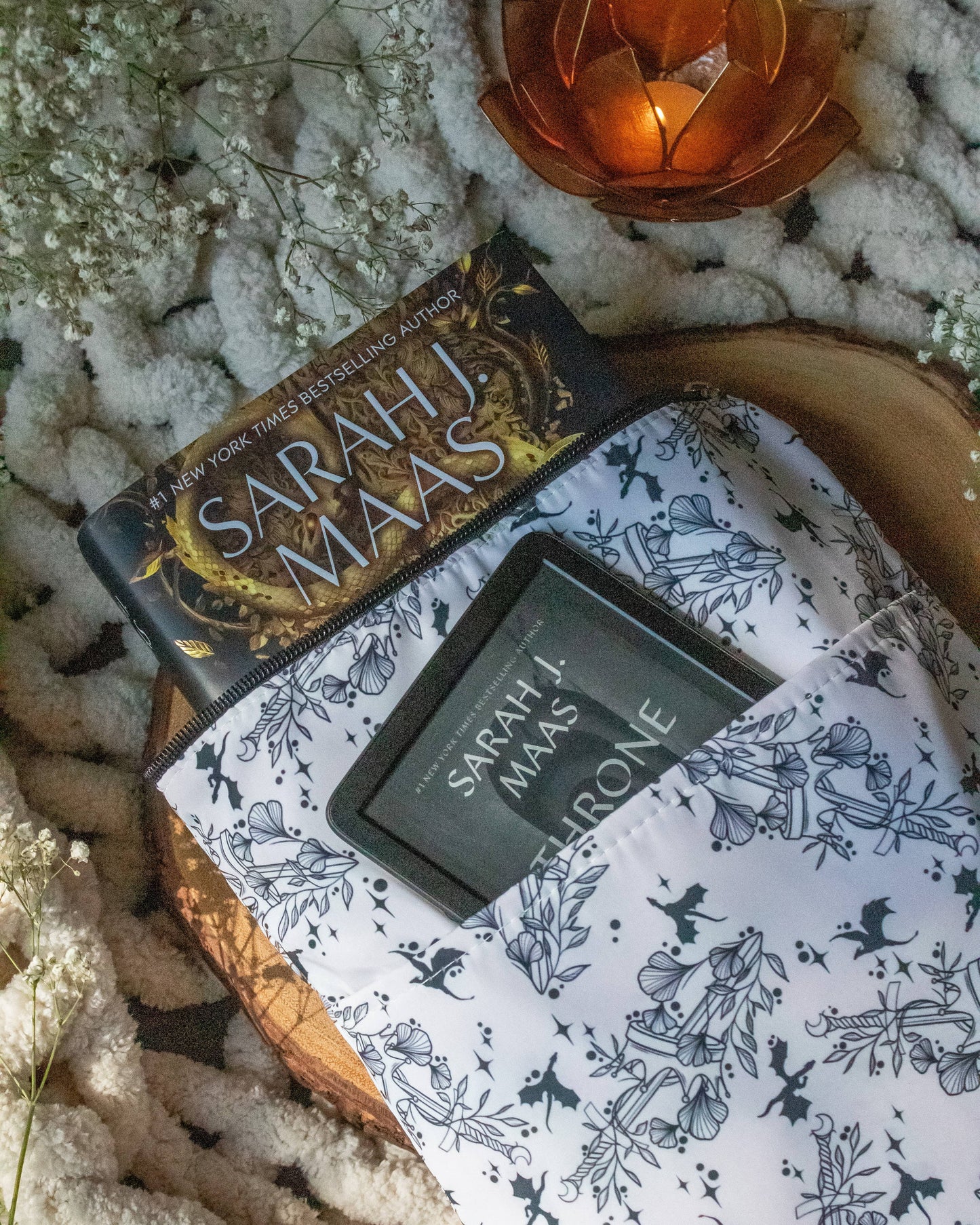Book Sleeve | Ivory Swords