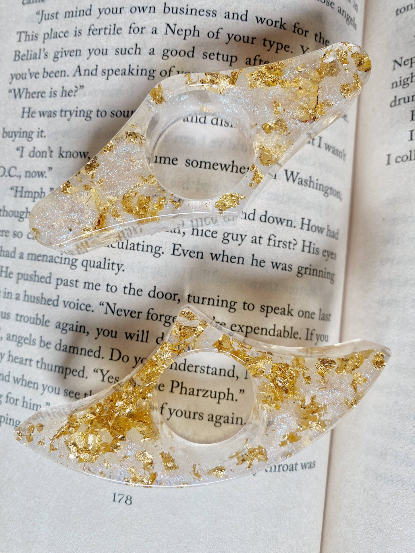 Champagne Thumb Book Holder