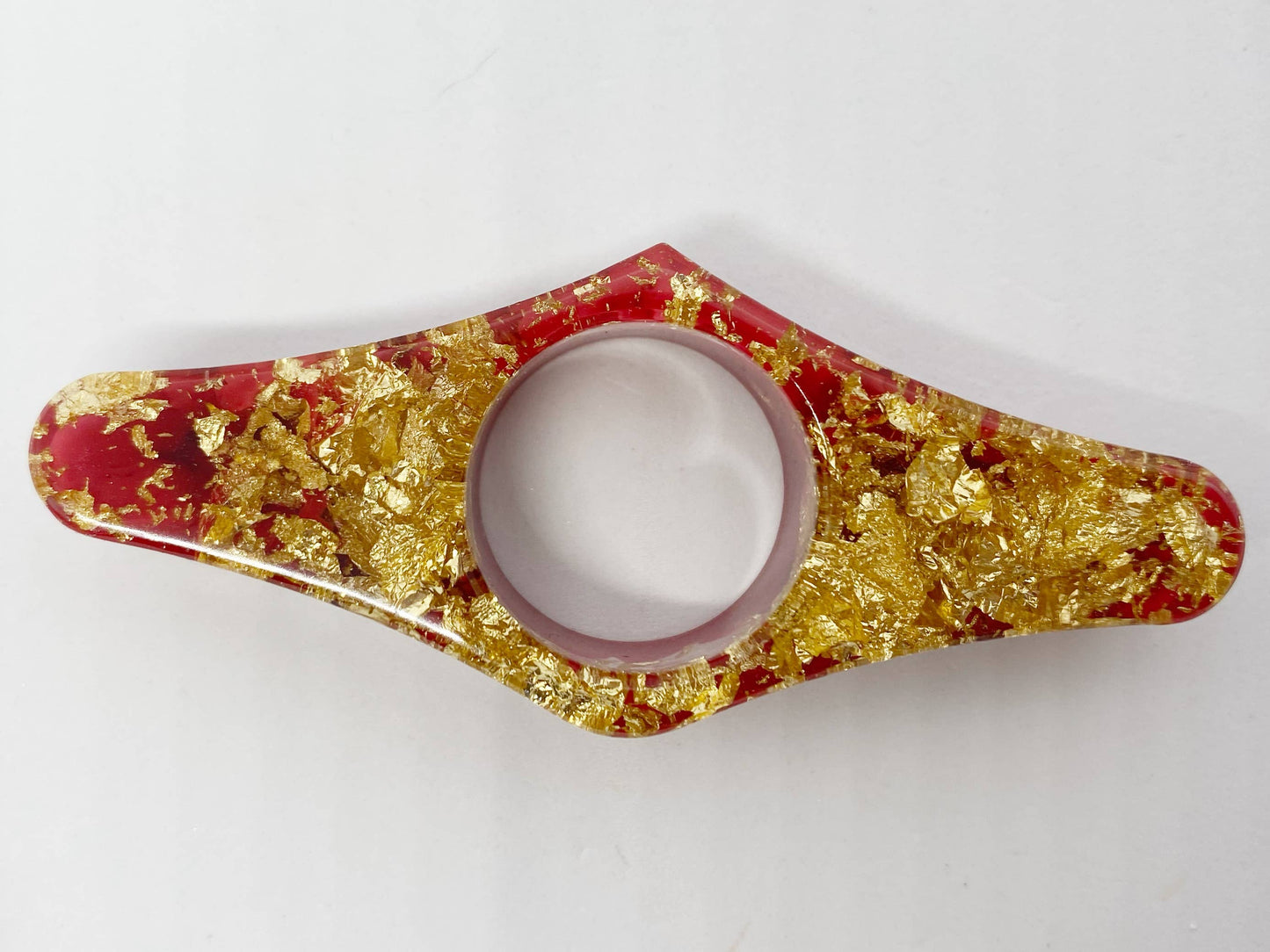 Red Roses Thumb Book Holder