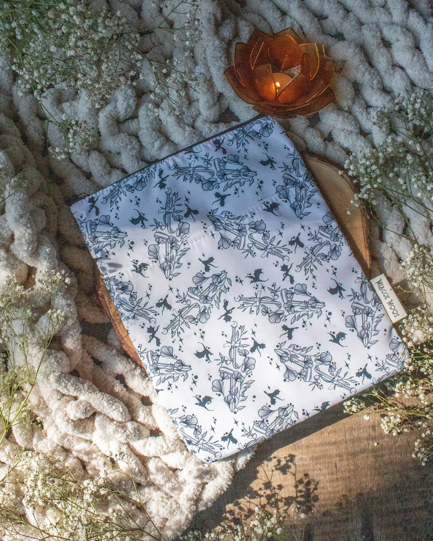 Book Sleeve | Ivory Swords