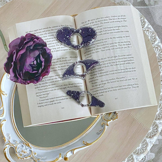 Faire Wine Thumb Book Holders