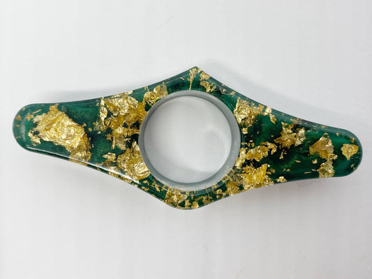 Holly Grove Thumb Book Holder