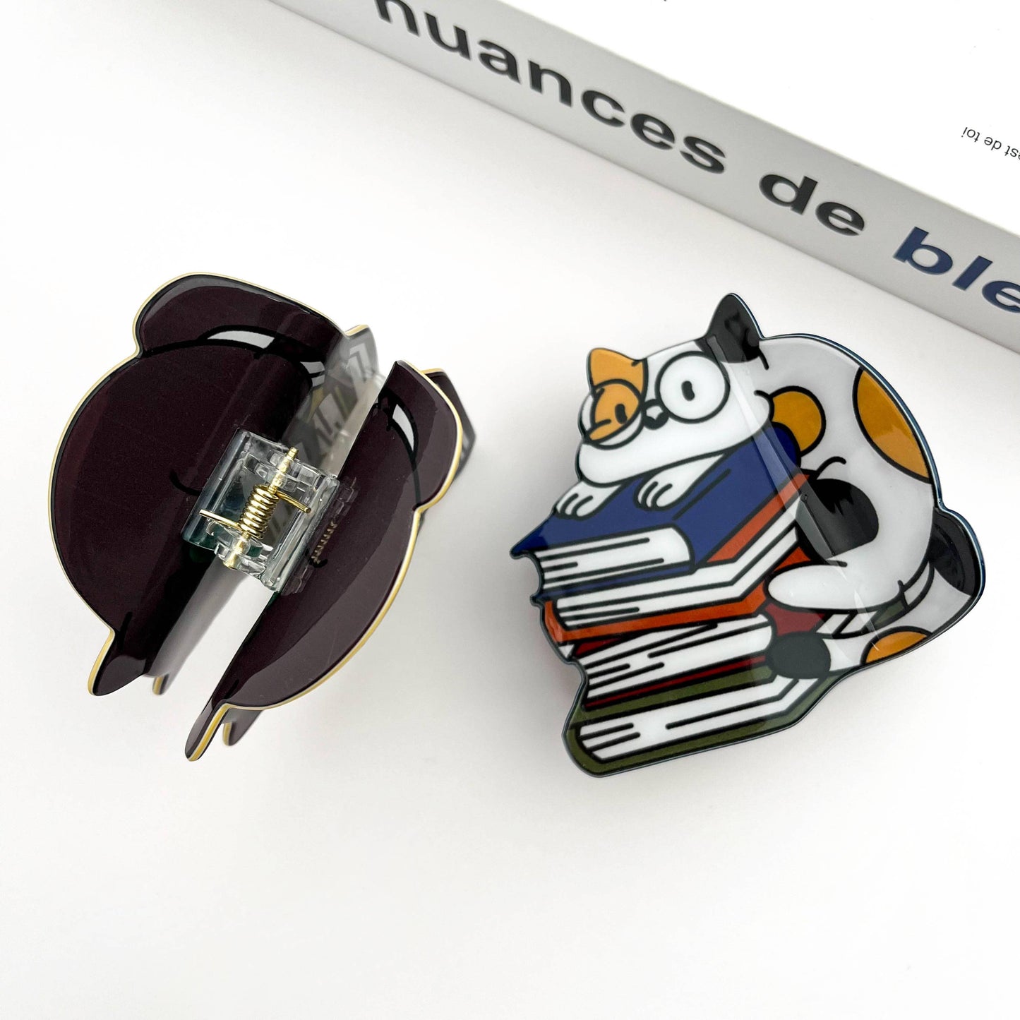 Cat on Book Stack Claw Clip