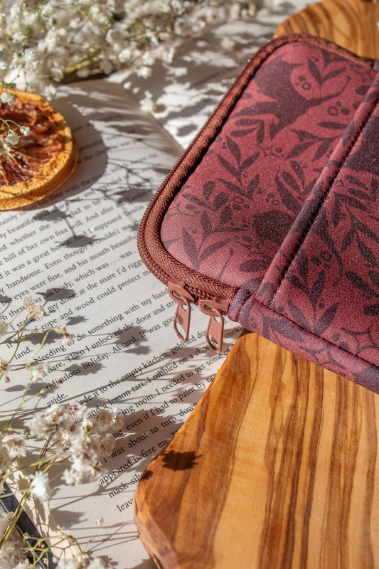 Rust Dragons Neoprene E-Reader/ Tablet Sleeve