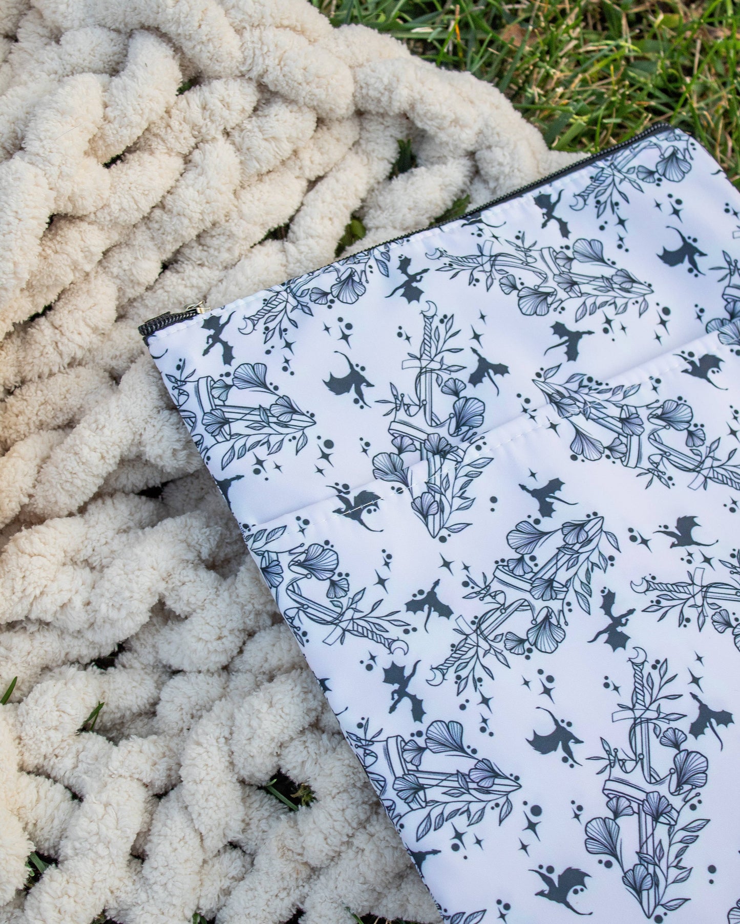Book Sleeve | Ivory Swords