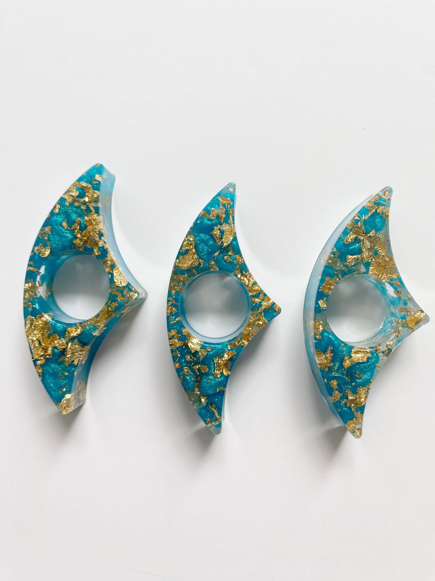 Ocean Breeze Thumb Book Holder