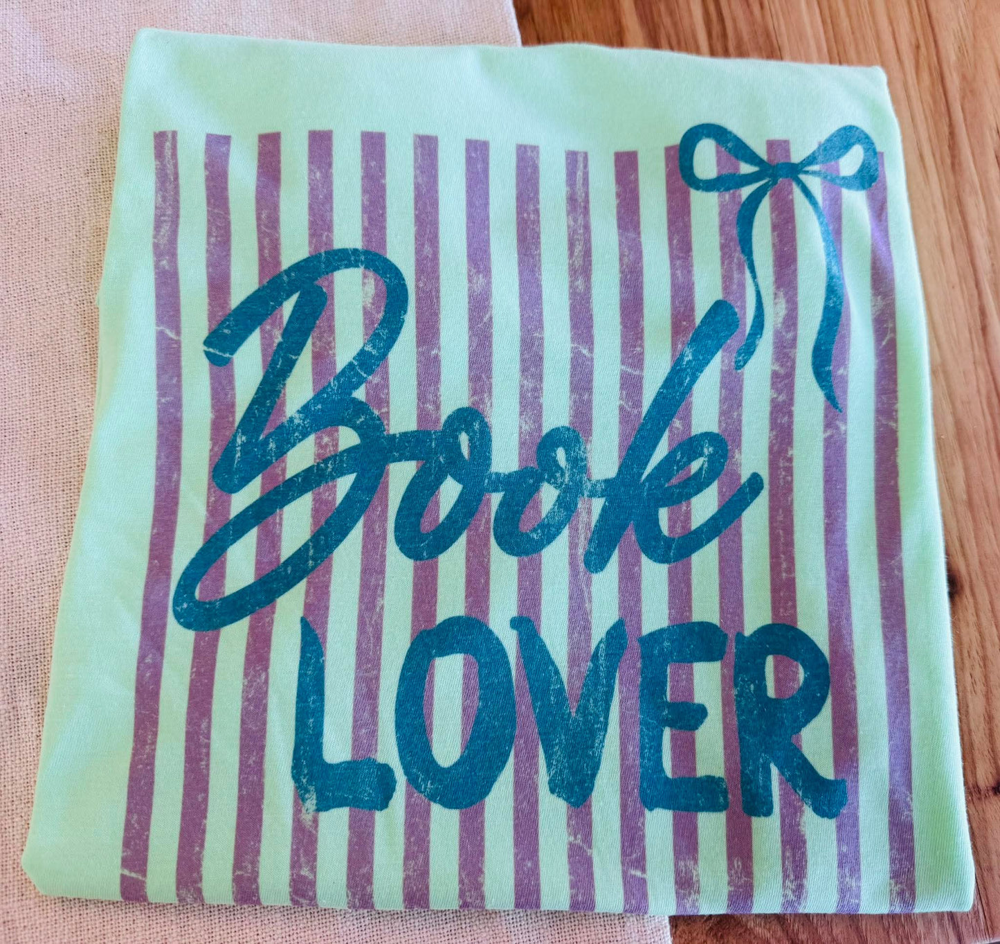 Book Lover Graphic T-Shirt