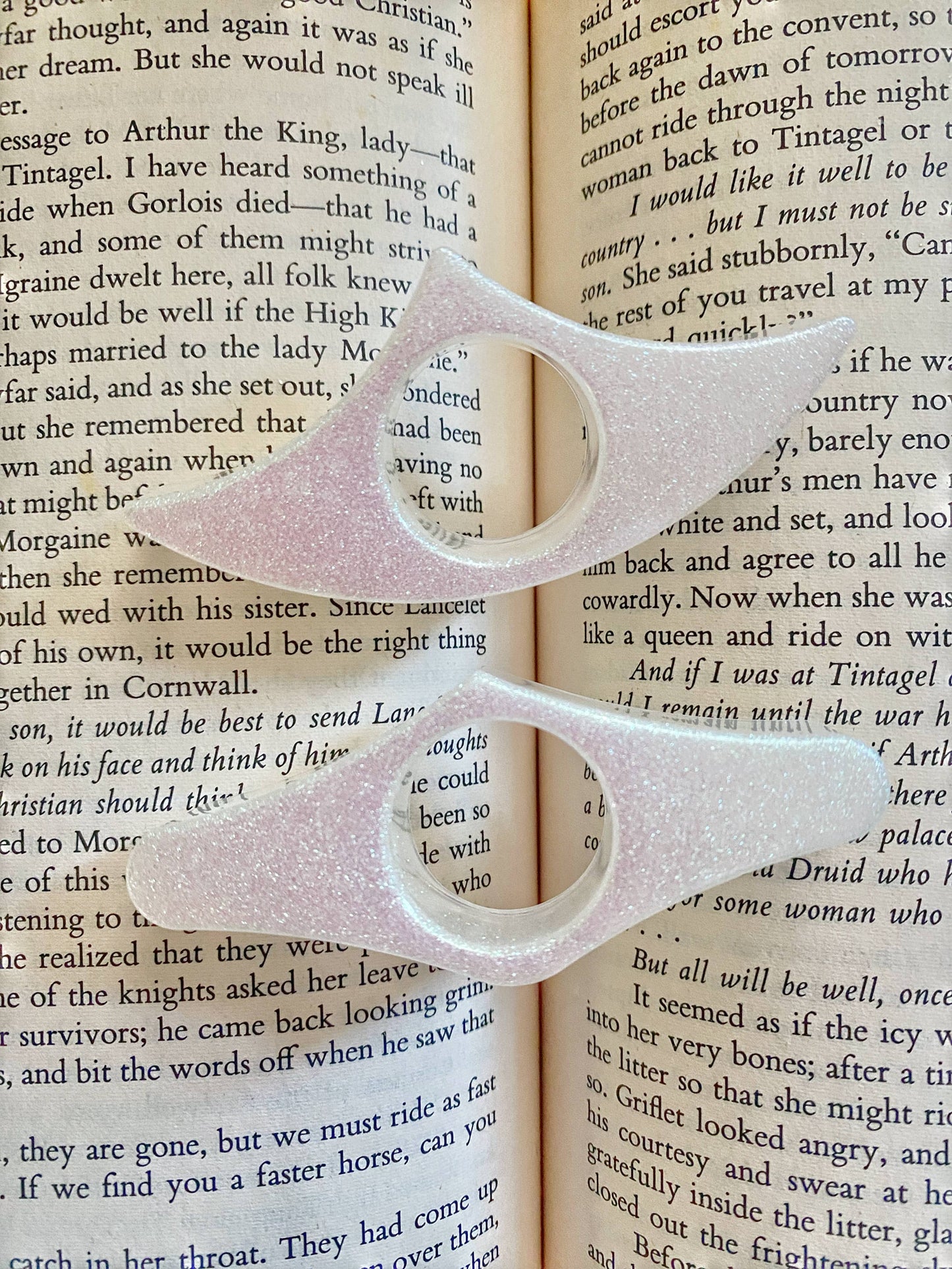 Twinkle Book Thumb Holder