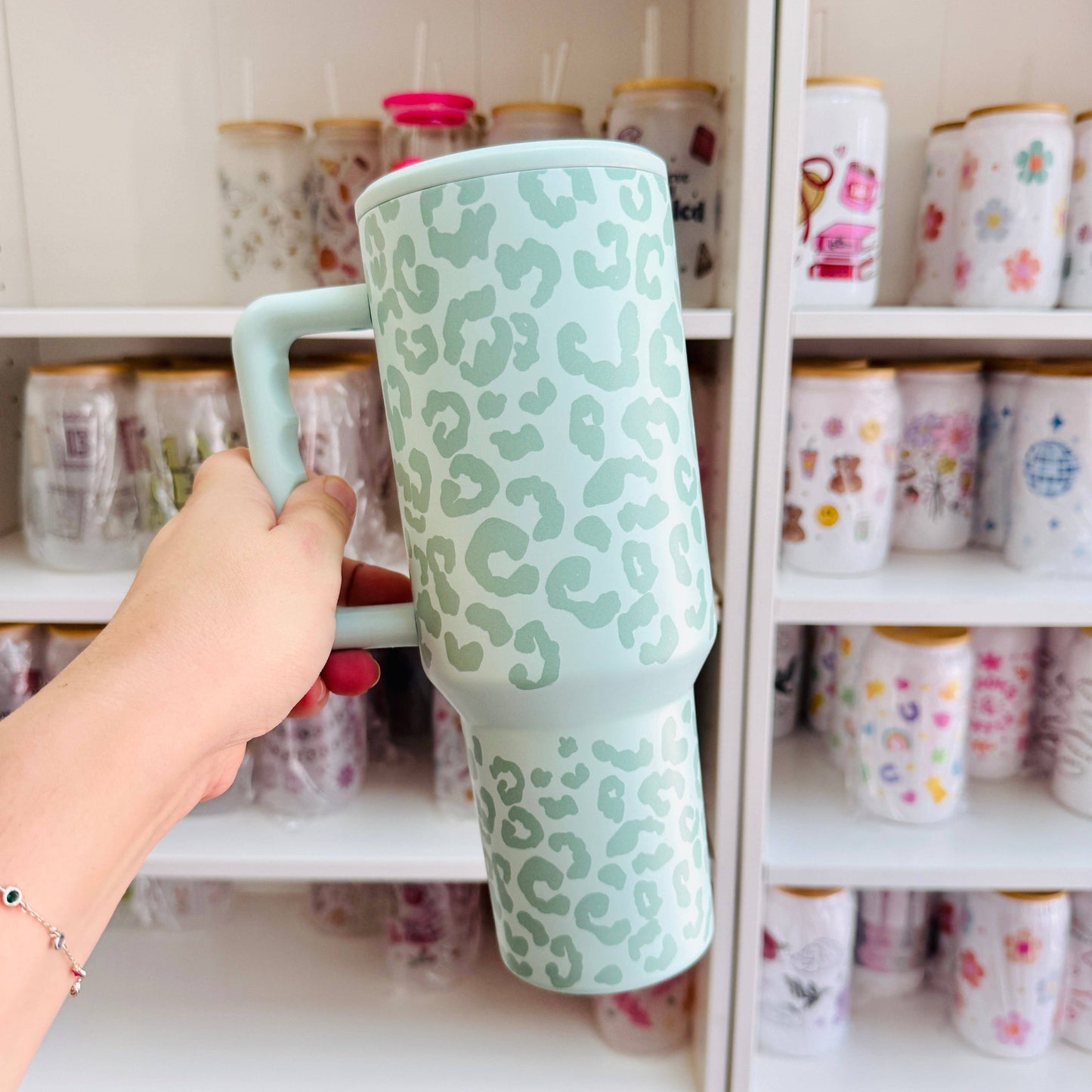 40oz Tumbler Leopard Print on Mint