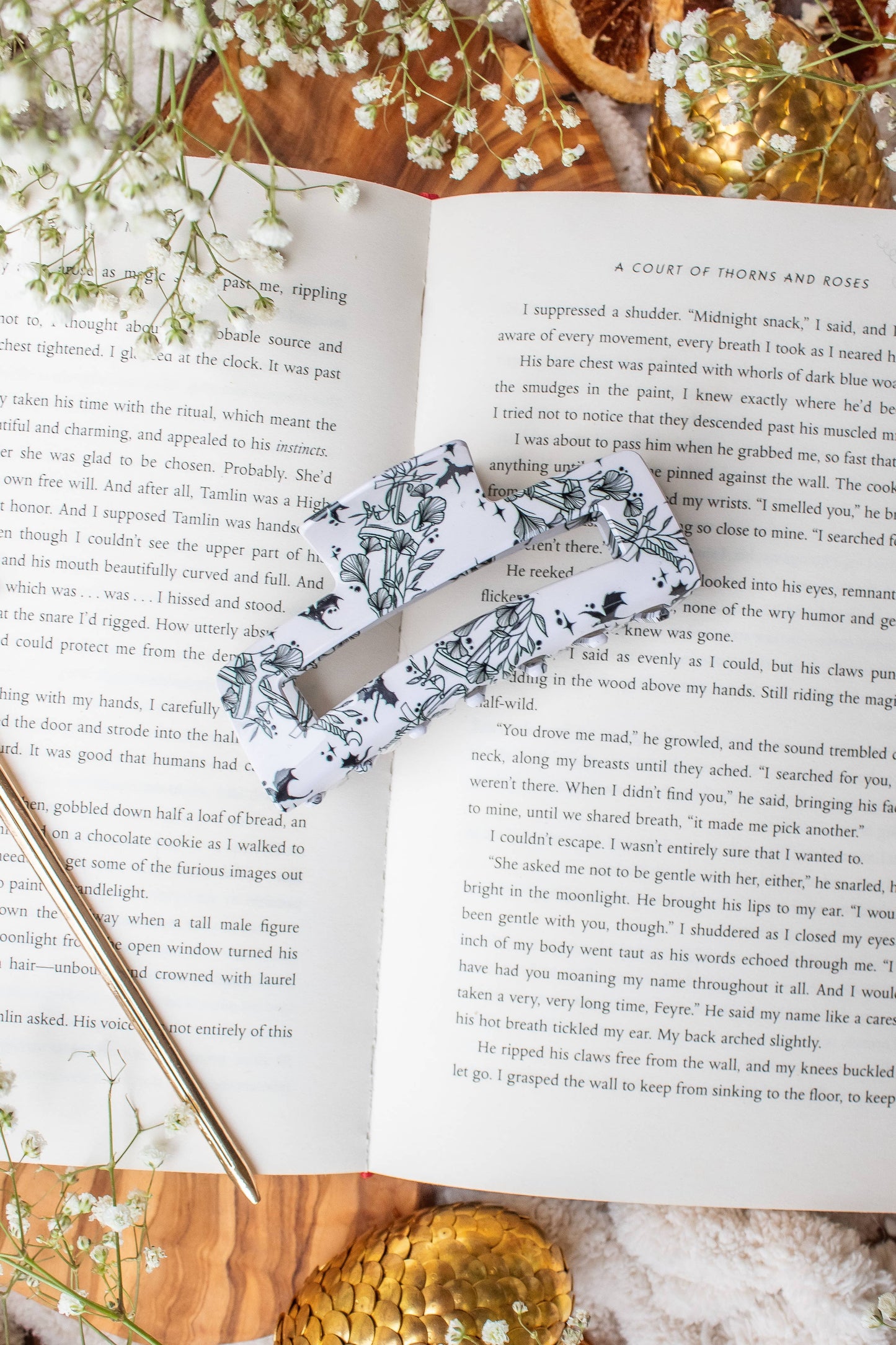Hair Claw Clip Ivory Swords