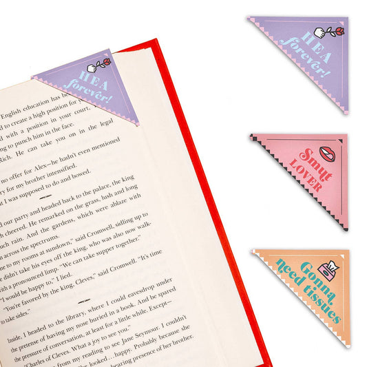 Romance Lovers Bookmark Corners