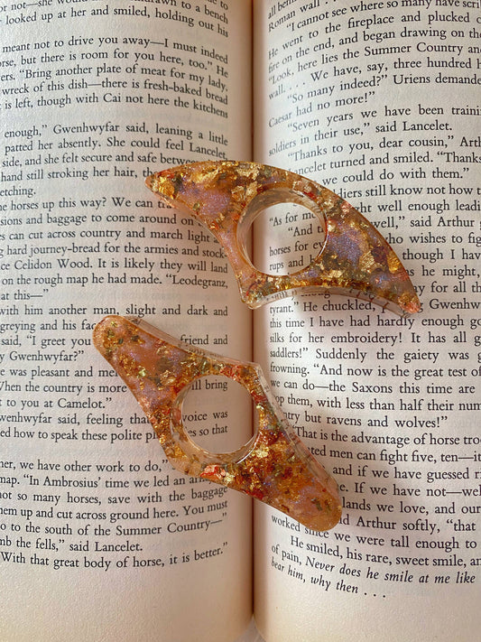 Fall Sunrise Thumb Book Holder