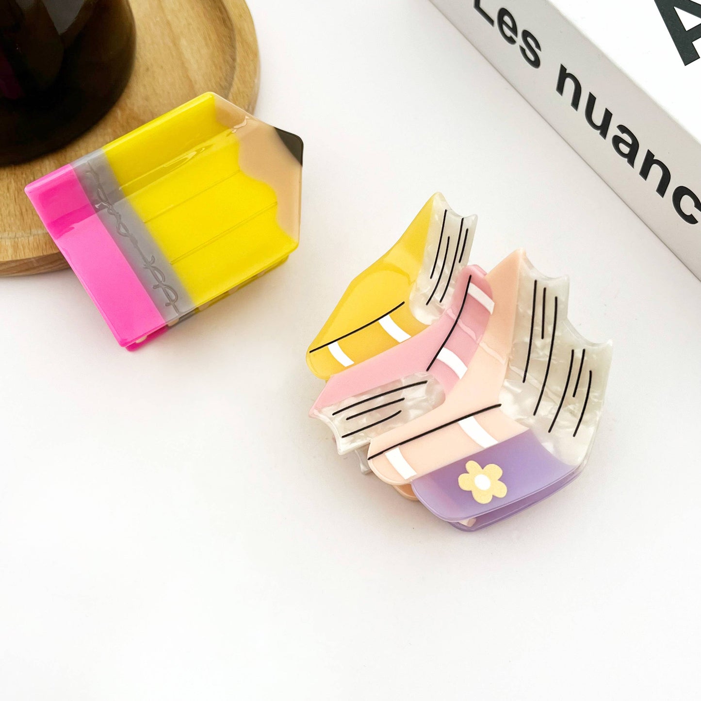 Stacked Books Claw Clip