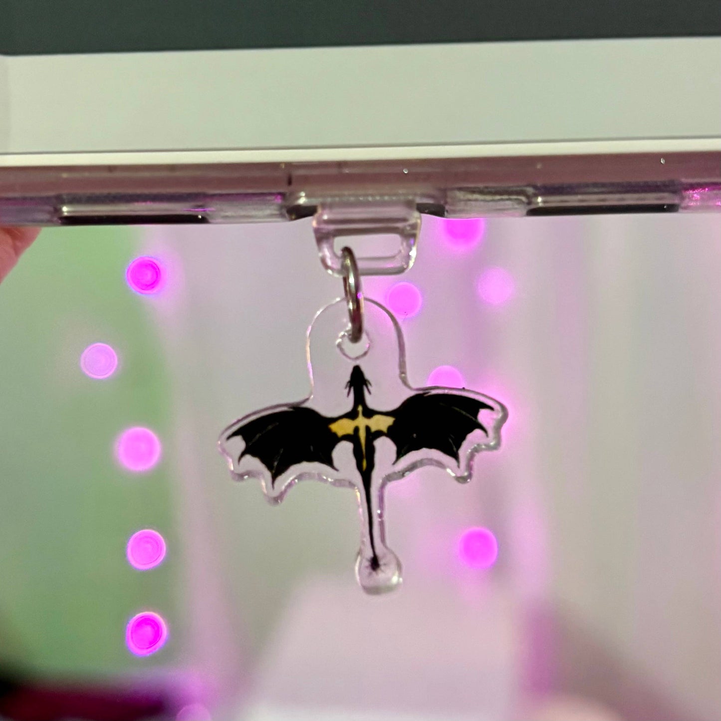 Dragons USB-C Kindle Charm