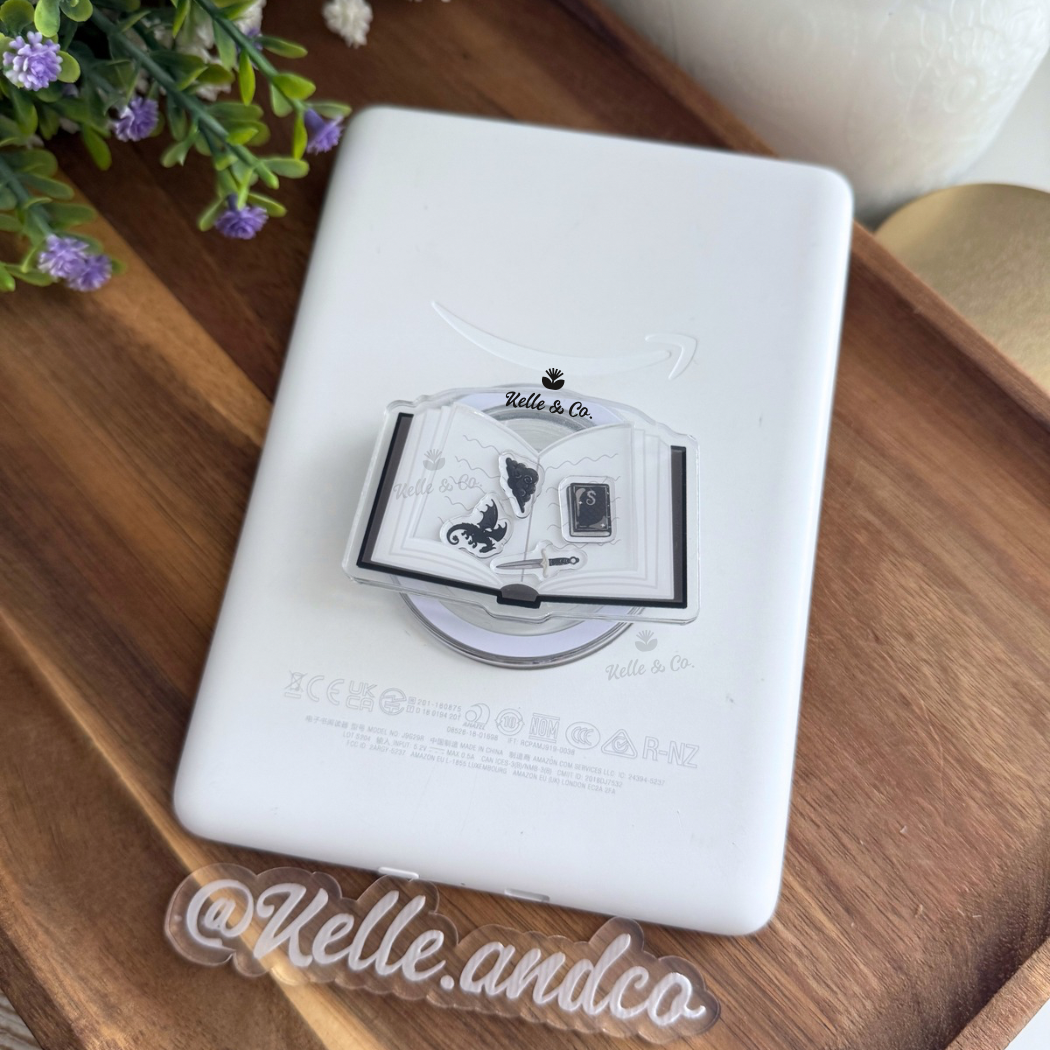 Fantasy book Shaker Kindle Grip