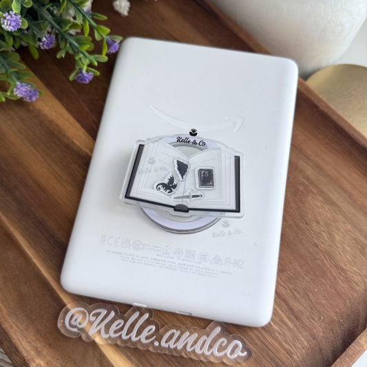 Fantasy book Shaker Kindle Grip