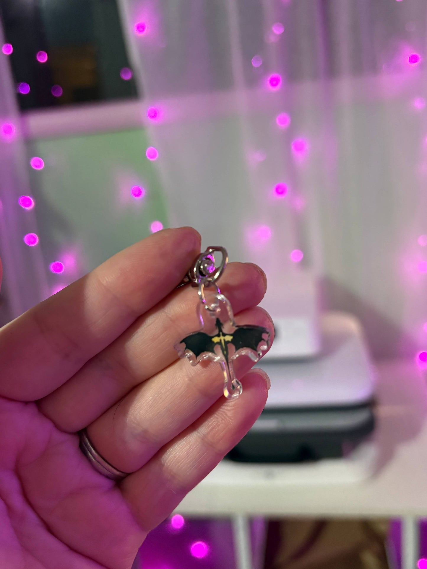 Dragons USB-C Kindle Charm