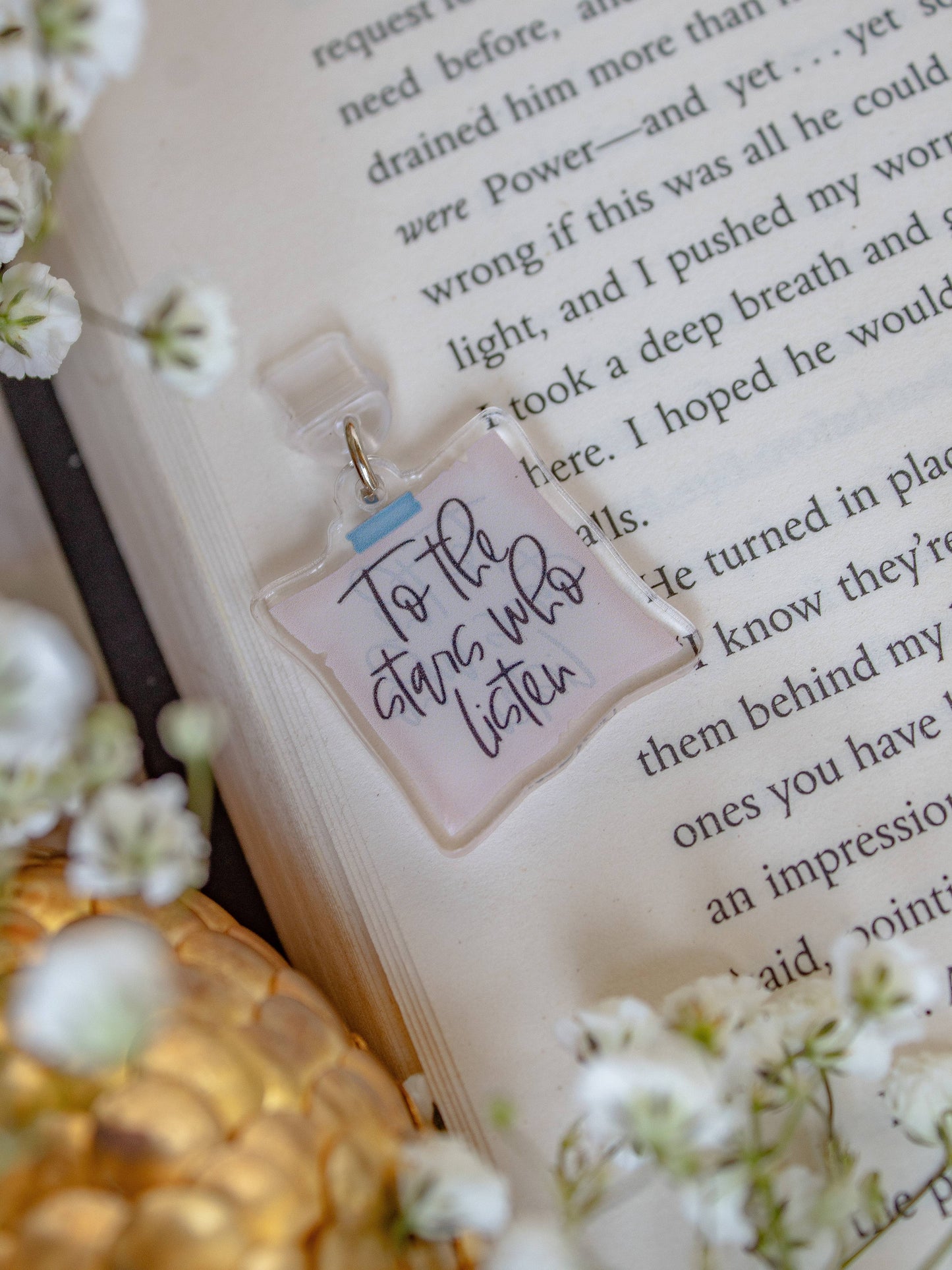 ACOTAR To the Stars USB-C Kindle Charm