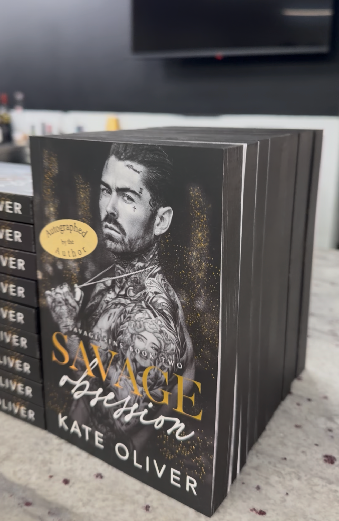 Savage Obsession - Kate Oliver (Deluxe & Signed)
