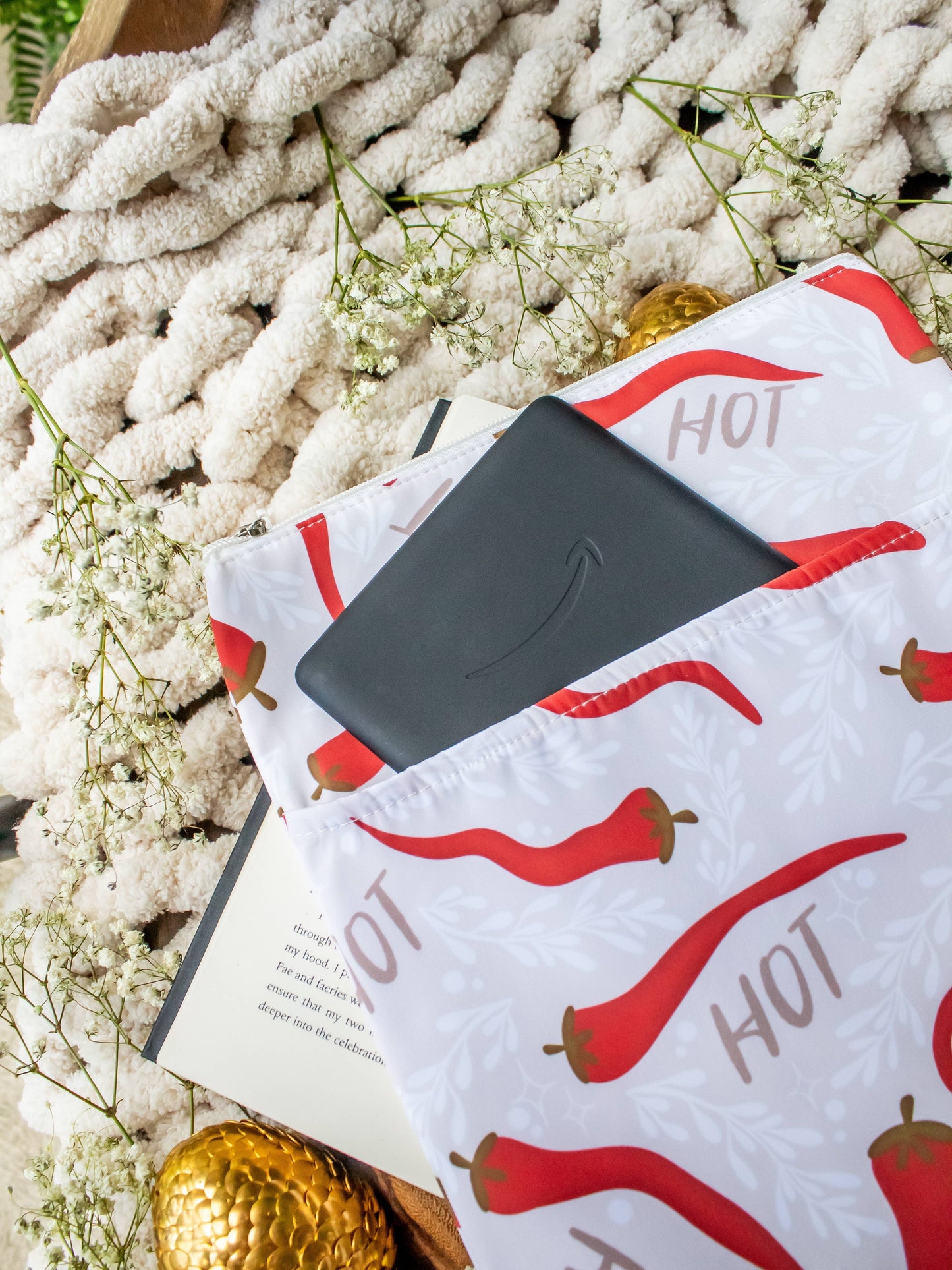 Book / Tablet Sleeve | Spicey Reads