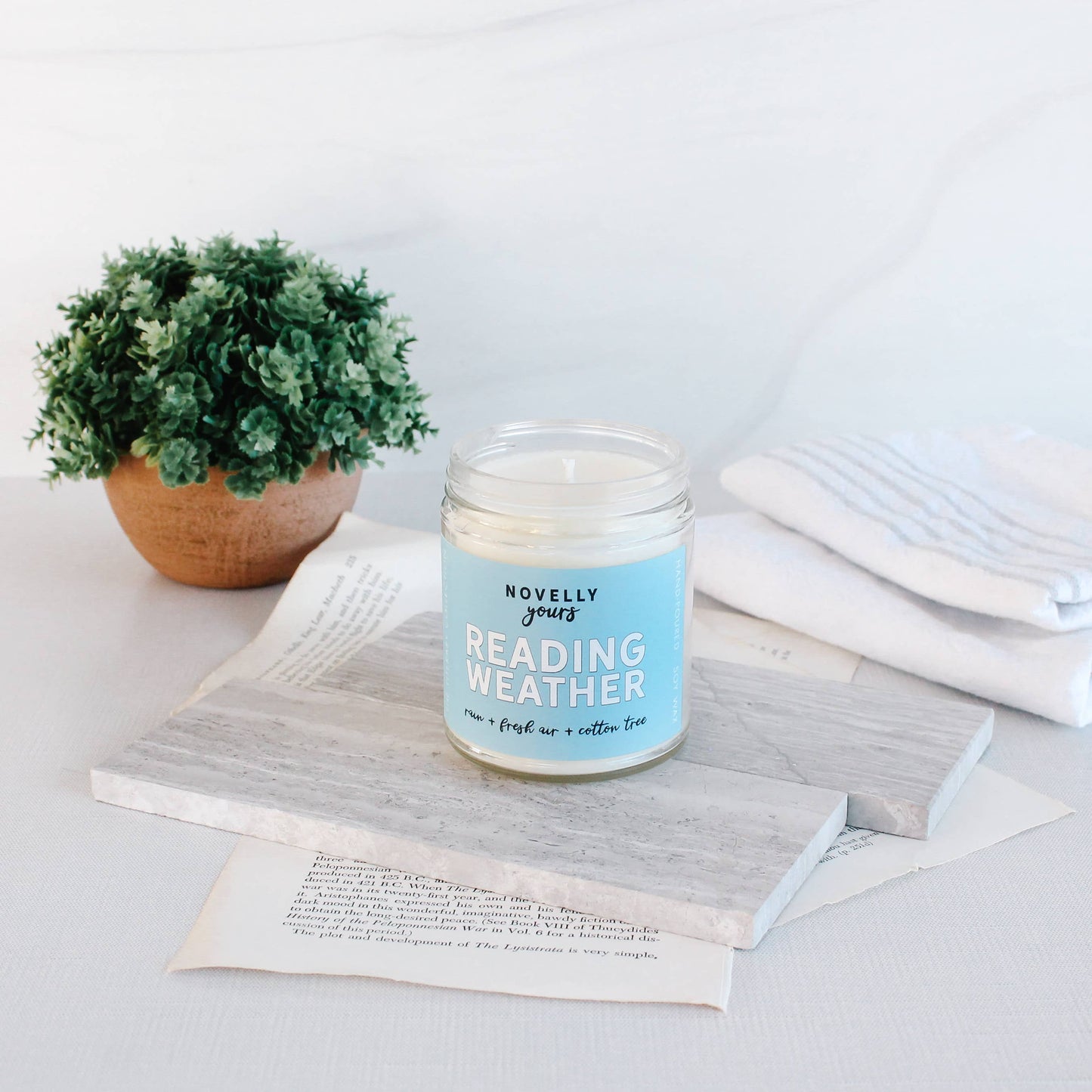 Reading Weather candle