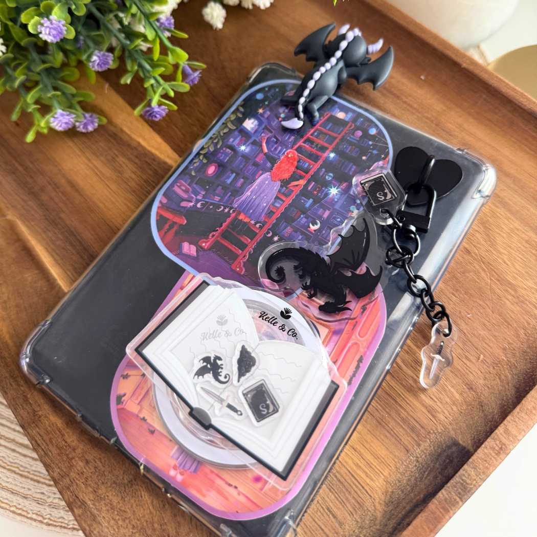 Fantasy book Shaker Kindle Grip