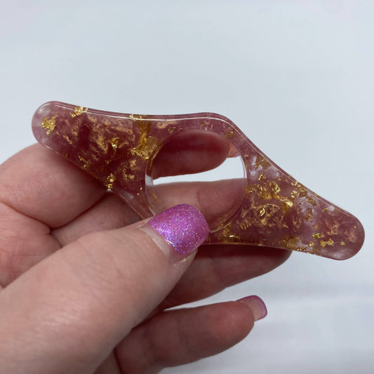 Romance Thumb Book Holder