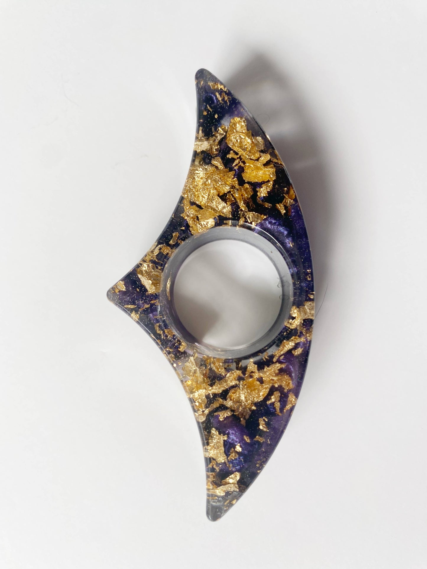 Romantasy Courts Thumb Book Holders