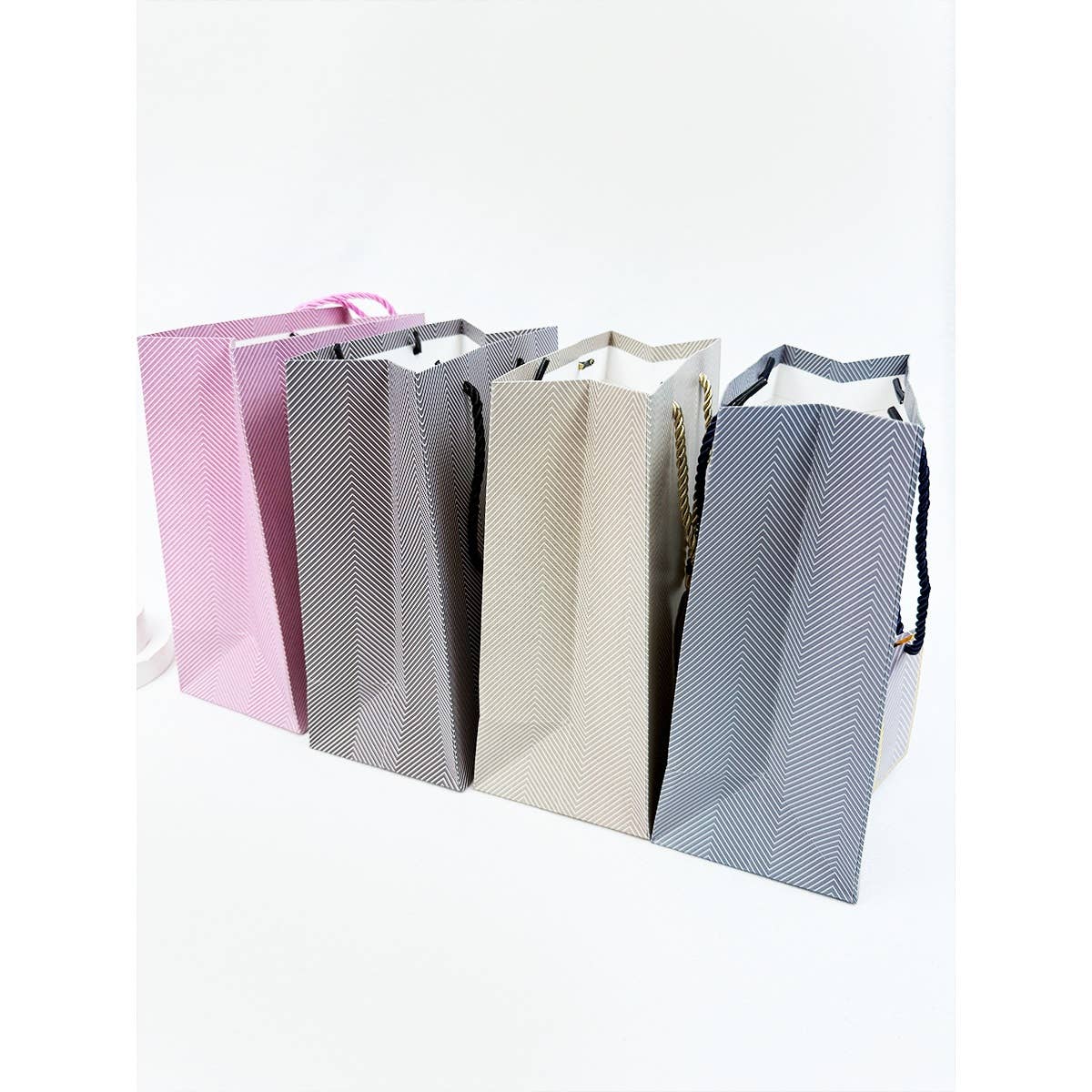 Simple Design Medium Size Gift Bag