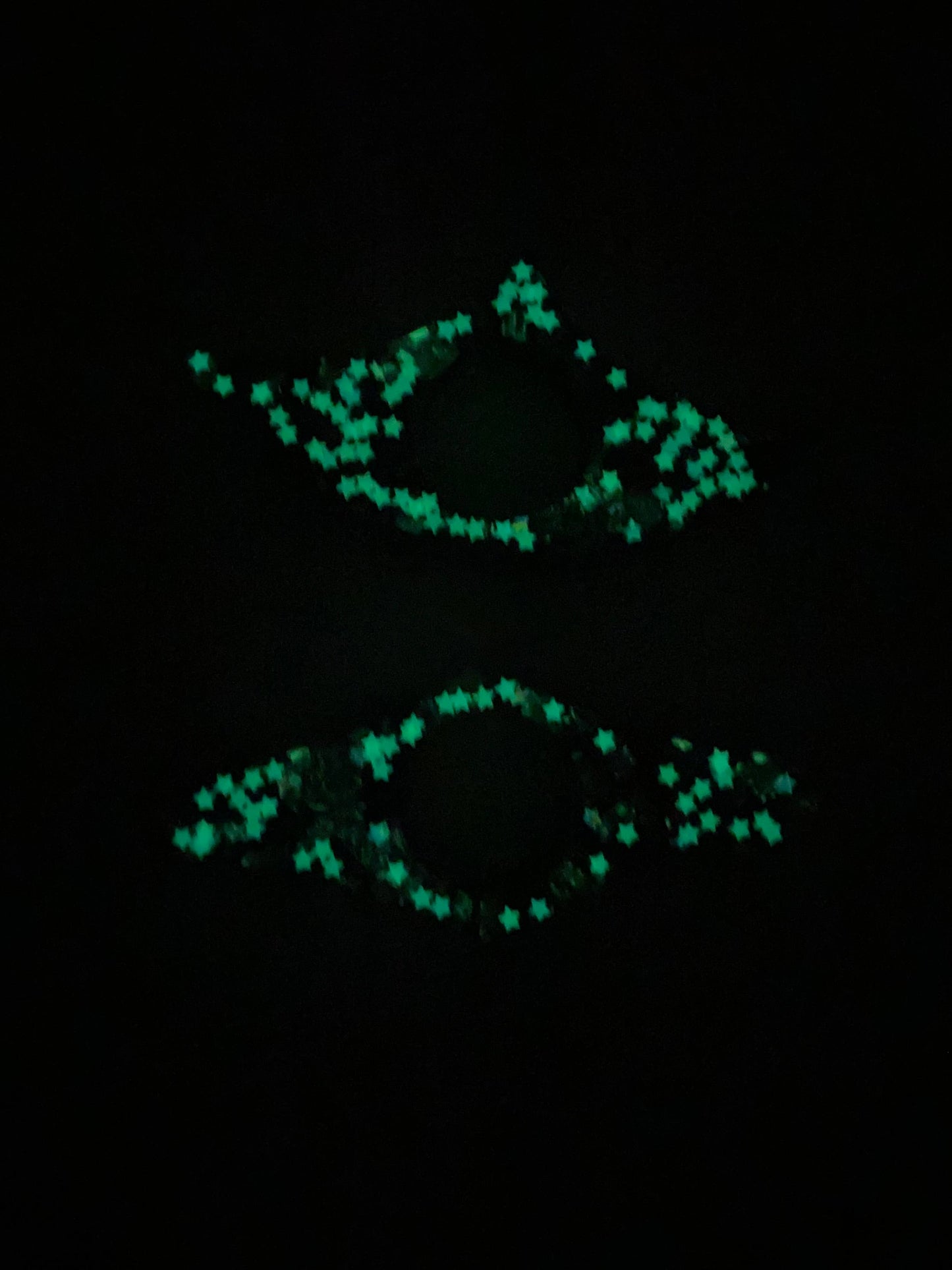 Romantasy Courts Thumb Book Holders